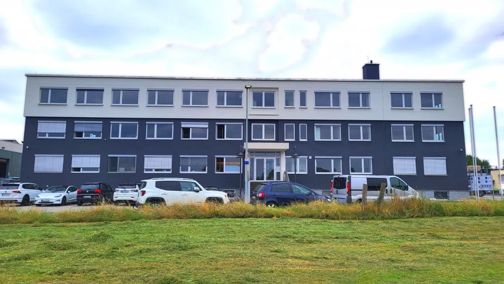 AVMS Umzug nach Sulzbach bei Frankfurt Bürogebäude