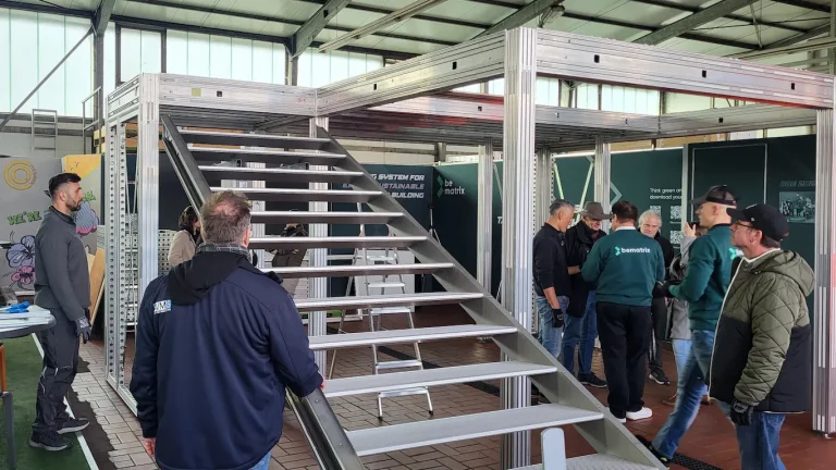 beMatrix Academy Merenberg Doppelstock Treppe