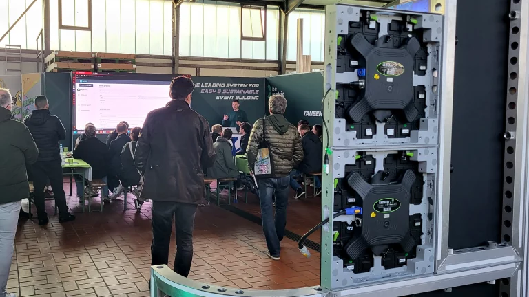 beMatrix Academy Merenberg LEDskin Rückseite