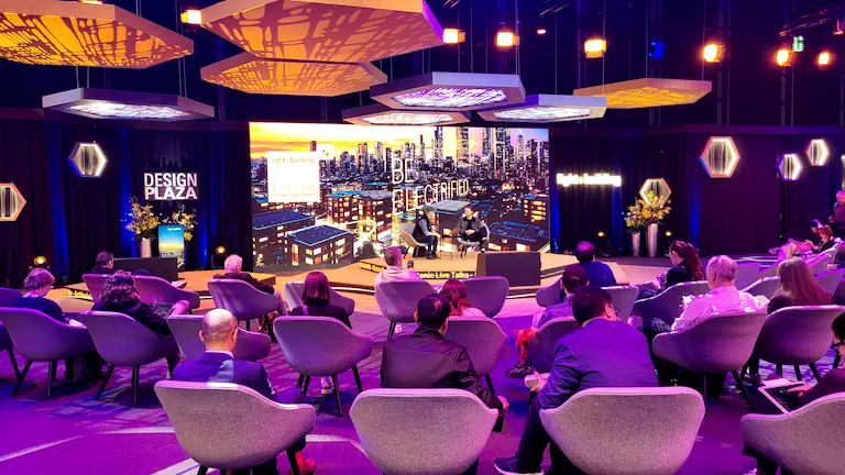 Light-Building-Design-Plaza-Buehne-2