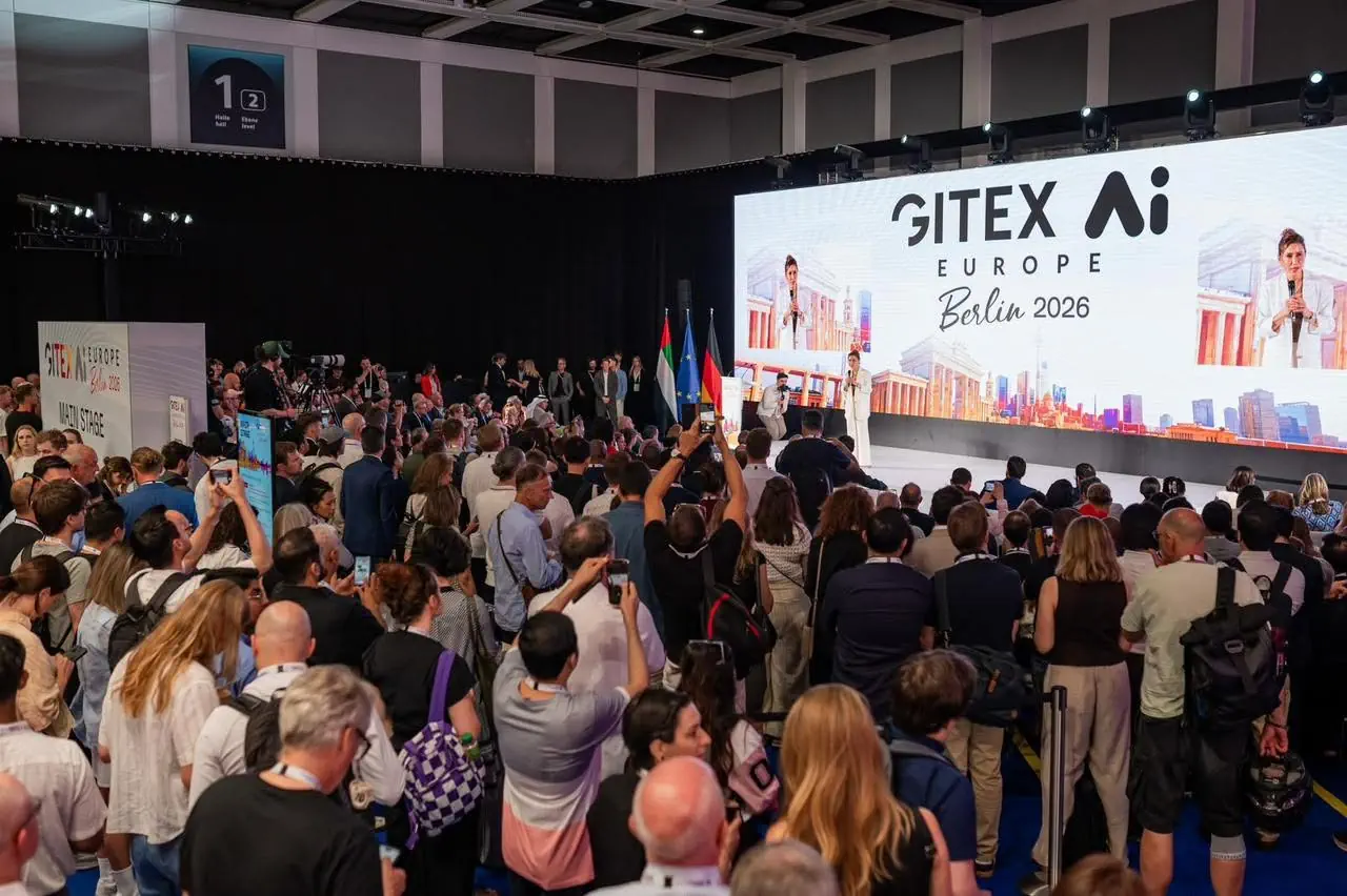 avms-realisiert-led-buehnenhintergrund-auf-der-gitex-ai-europe-in-berlin-5