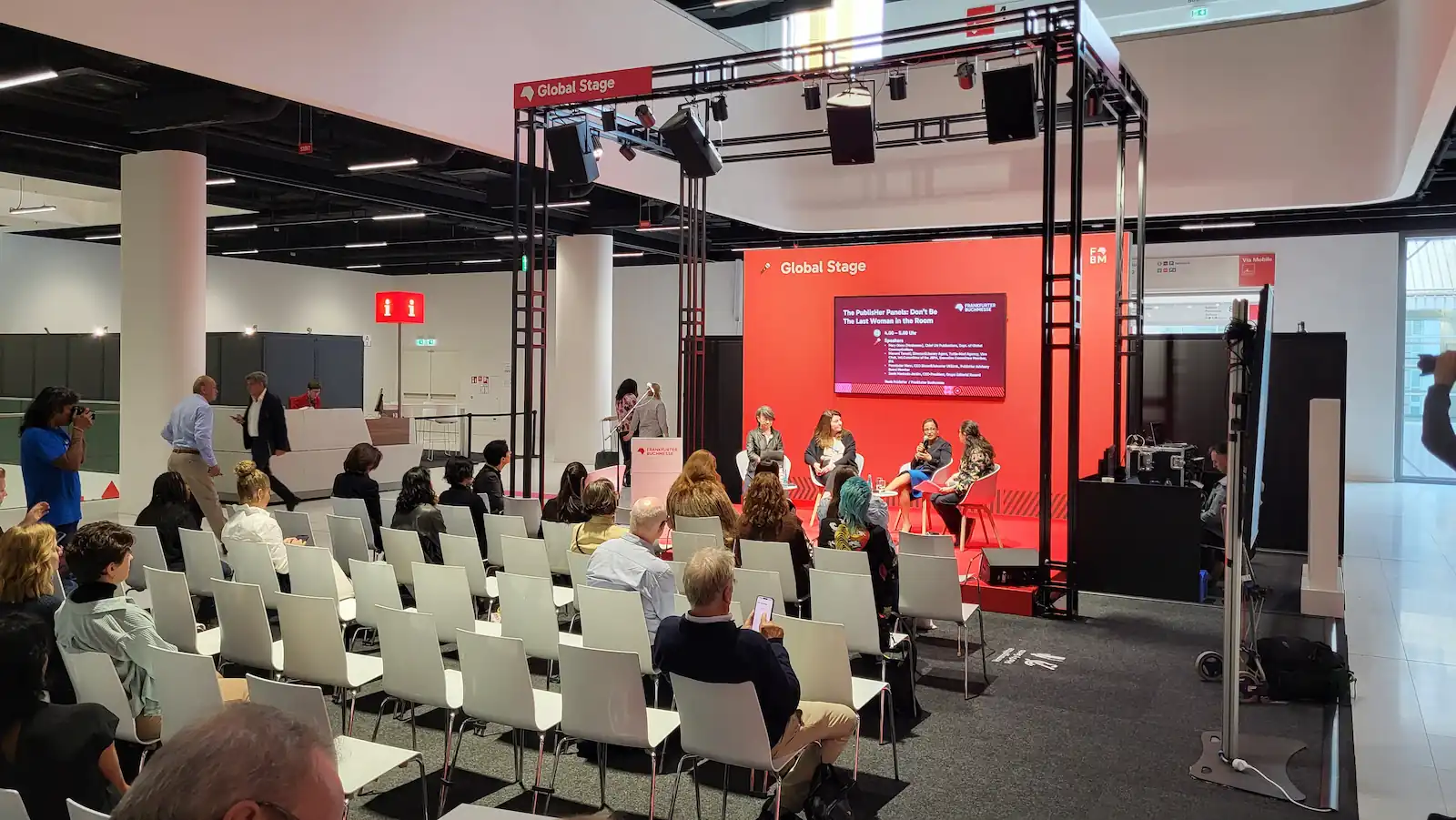 global-stage-with-discussion